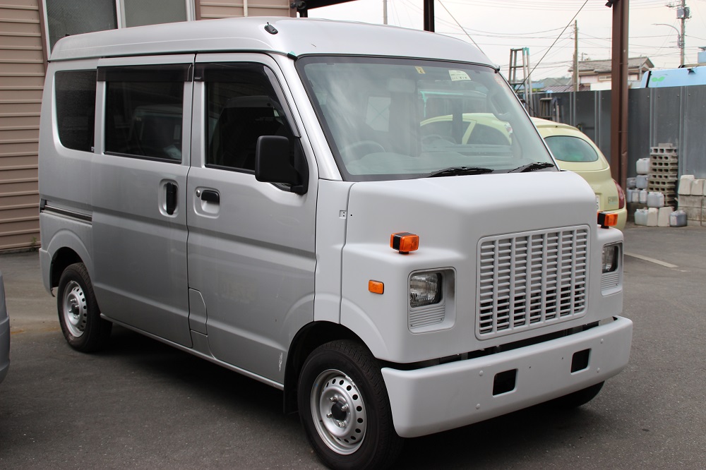  NISSAN  DR17 NV100  